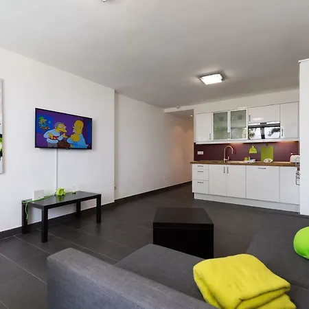 Karma Apartment *